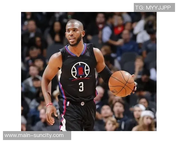 保罗助攻表现出色大洛三分精准记者称二人依然具备首发实力