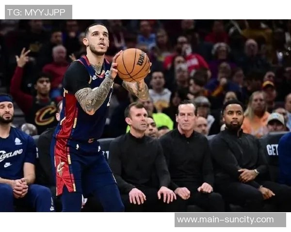 米切尔状态低迷12投仅3中却凭借高正负值助球队获胜 米切尔状态低迷12投仅3中却凭借高正负值助球队获胜