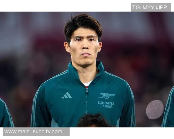 富安健洋今夏与阿森纳解约将与阿贾克斯签约半年开启新篇章 富安健洋今夏与阿森纳解约将与阿贾克斯签约半年开启新篇章